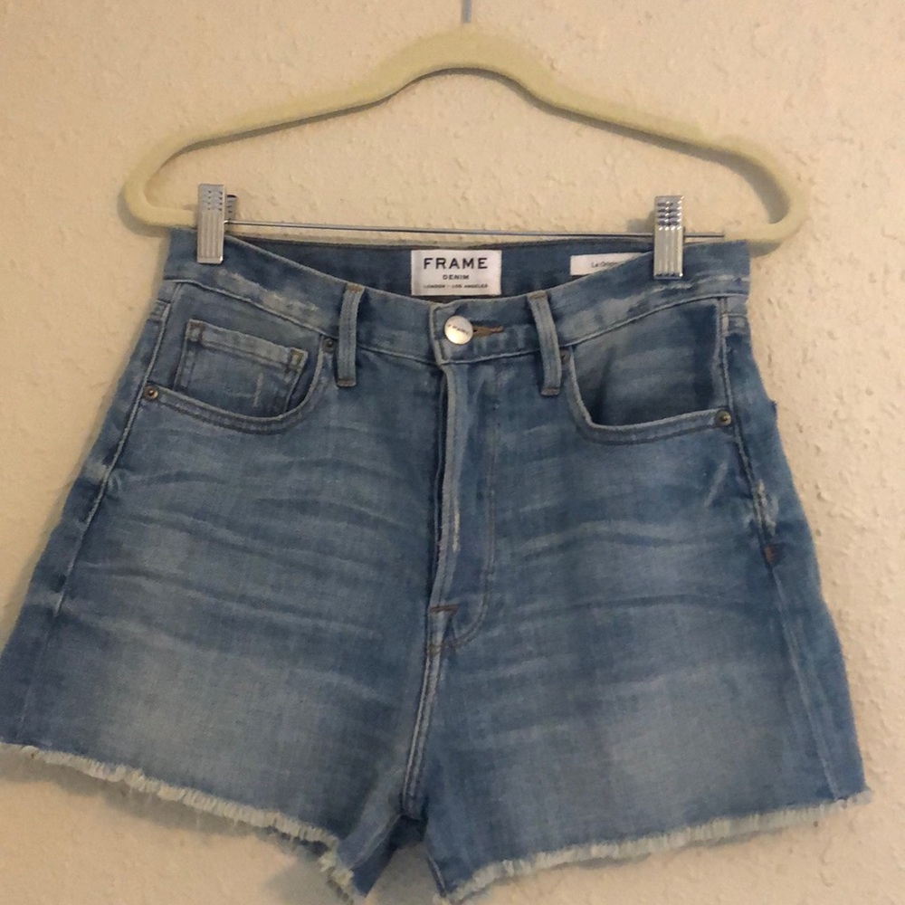 Frame button fly mid rise shorts